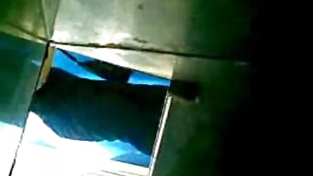 Miễn phí khiêu dâm, không giấy đăng ký  Sau một thời gian ngắn làm tình với một cô gái đã lớn, các chàng trai mình, quỳ trước mặt anh, tung đầu và kết thúc lên trên khuôn mặt của cô, miệng và ngực. dien vien jav moi nhat