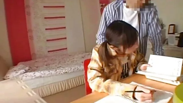 Miễn phí khiêu dâm, không giấy đăng ký  Người đàn ông lo lắng tung ra một cô gái tóc sex nhat ban full hd vàng trên Internet và đang chờ đợi một con điếm trong phòng