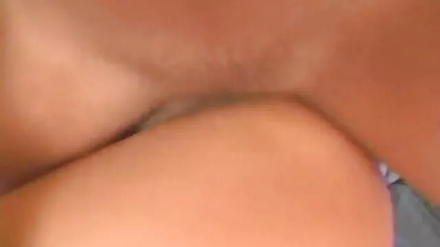 Miễn phí khiêu dâm, không giấy đăng ký  Thể dục Vika với một bộ ngực đồ sộ là bị ném clip 18 nhat vào ghế