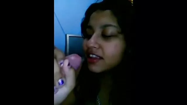Miễn phí khiêu dâm, không giấy đăng ký  Theo một quảng cáo trên báo, con tìm thấy một phim sex hay nhat ban môn đồ ngu cho cô ấy